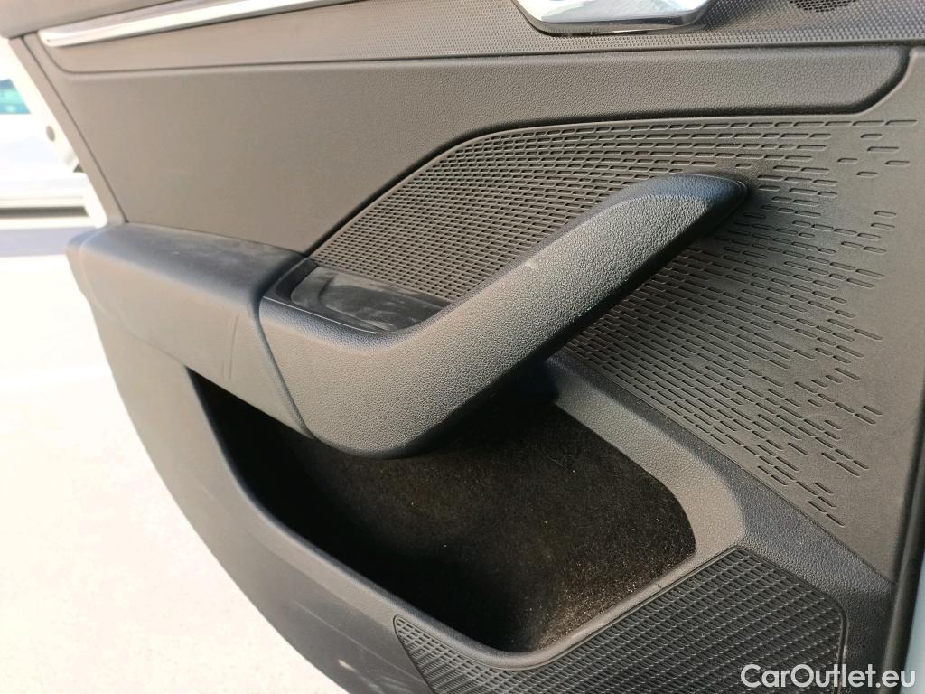  Skoda  Octavia SKODA  / 2020 / 5P / familiar Combi 2.0 TDI 110kW (150CV) DSG Style #34