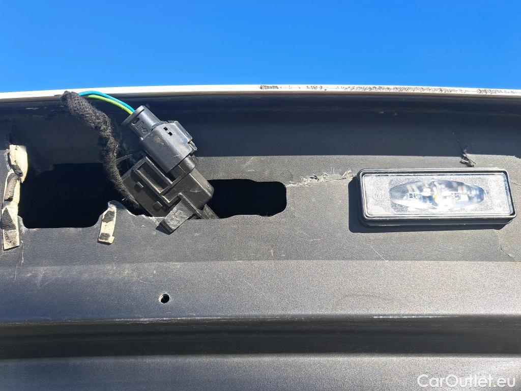  Opel   Grandland X OPEL Grandland / 2021 / 5P / todoterreno 1.5 CDTi Business Edition Auto #3