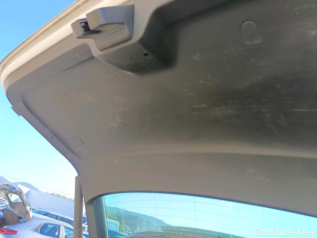  Skoda  Octavia SKODA  / 2020 / 5P / familiar Combi 2.0 TDI 110kW (150CV) DSG Style #29