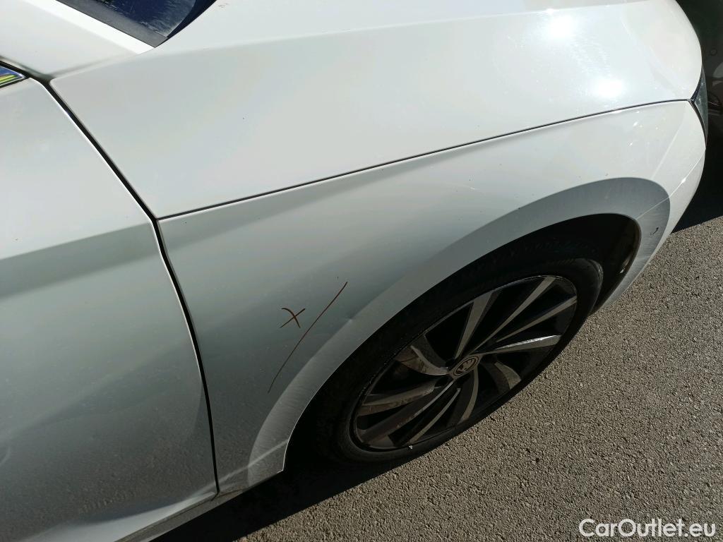  Skoda  Octavia SKODA  / 2020 / 5P / familiar Combi 2.0 TDI 110kW (150CV) DSG Style #9