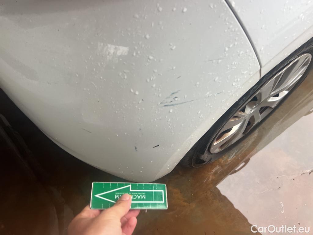  Peugeot  208 PEUGEOT  / 2019 / 5P / berlina con portón BlueHDi 73kW (100CV) Active #31