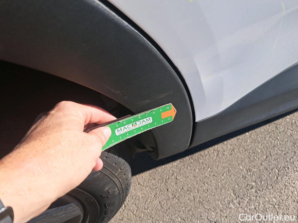  Opel   Grandland X OPEL Grandland / 2021 / 5P / todoterreno 1.5 CDTi Business Edition Auto #44