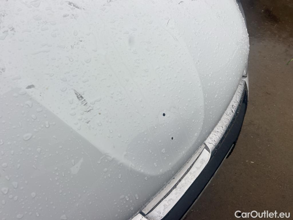  Peugeot  208 PEUGEOT  / 2019 / 5P / berlina con portón BlueHDi 73kW (100CV) Active #36