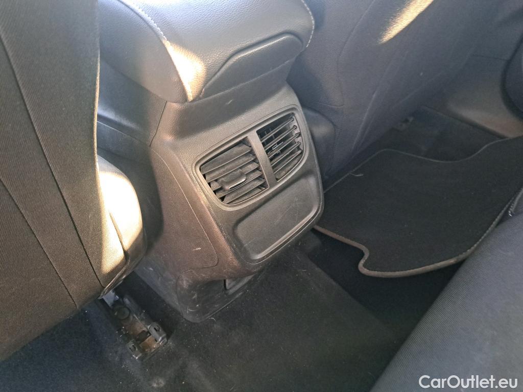  Opel   Grandland X OPEL Grandland / 2021 / 5P / todoterreno 1.5 CDTi Business Edition Auto #22