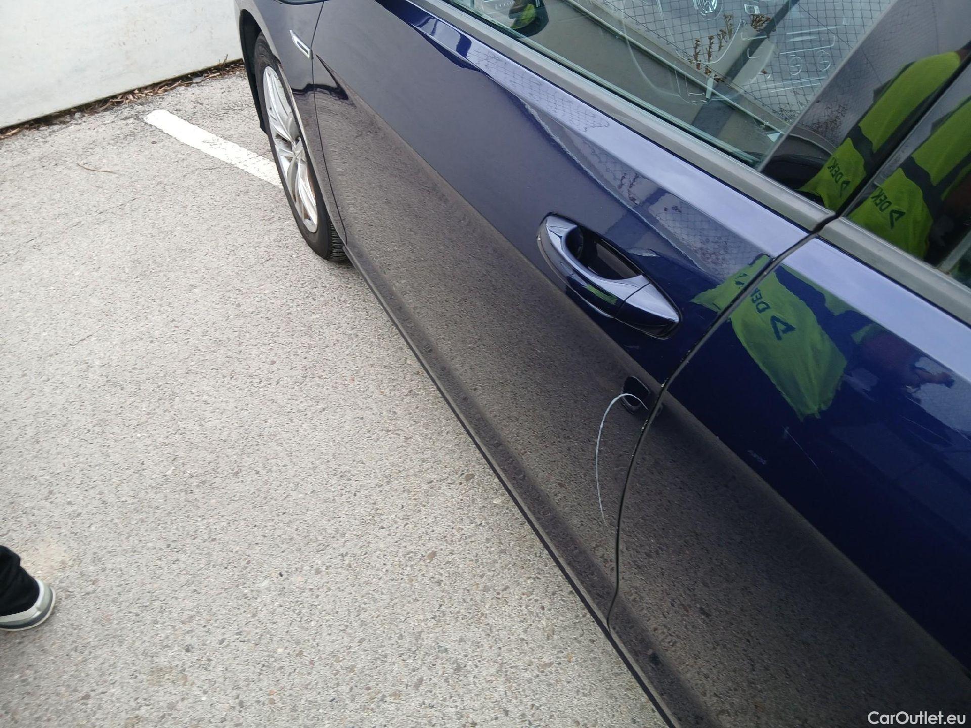  Volkswagen  Golf  VOLKSWAGEN / 2016 / 5P / familiar Last Edition 1.5 TSI 96kW(130CV) Variant #18