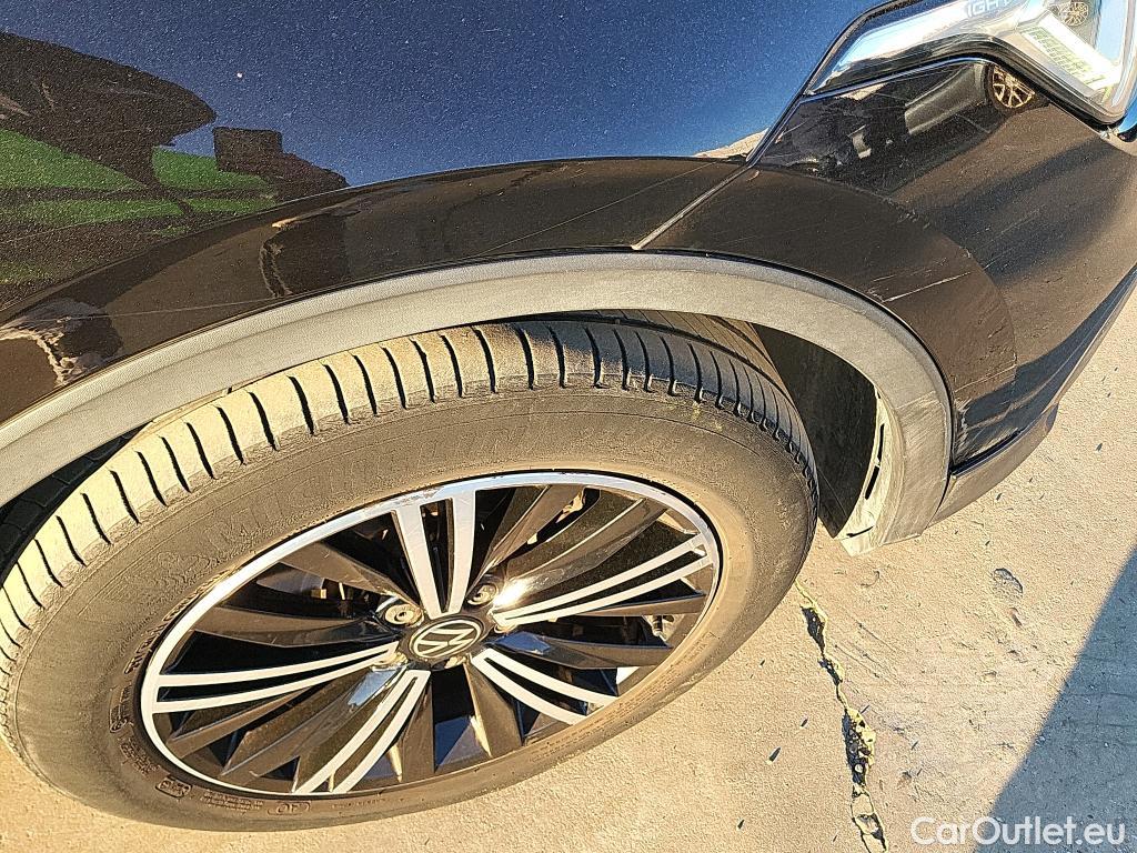  Volkswagen  Tiguan VOLKSWAGEN  / 2020 / 5P / todoterreno Life 2.0 TDI 110kW (150CV) DSG (AC2) #19