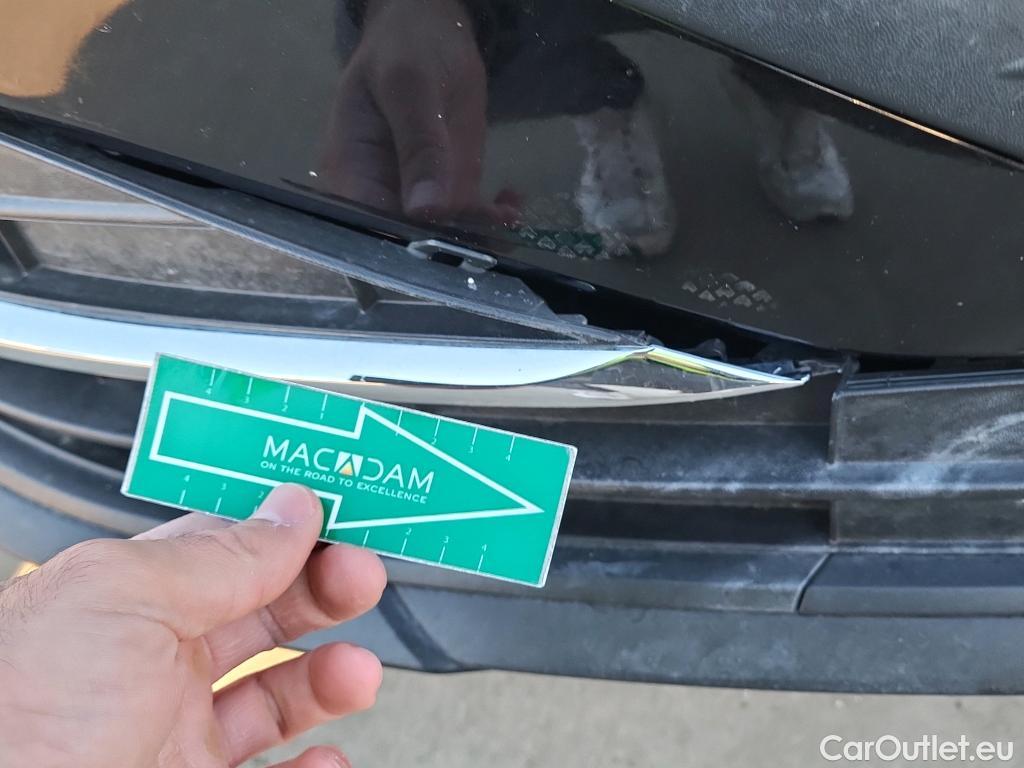  Volkswagen  Tiguan VOLKSWAGEN  / 2020 / 5P / todoterreno Life 2.0 TDI 110kW (150CV) DSG (AC2) #24