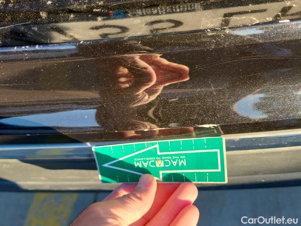  Volkswagen  Tiguan VOLKSWAGEN  / 2020 / 5P / todoterreno Life 2.0 TDI 110kW (150CV) DSG (AC2) #18