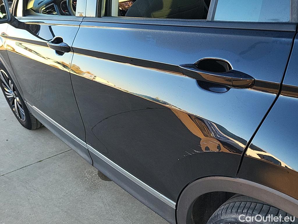  Volkswagen  Tiguan VOLKSWAGEN  / 2020 / 5P / todoterreno Life 2.0 TDI 110kW (150CV) DSG (AC2) #3