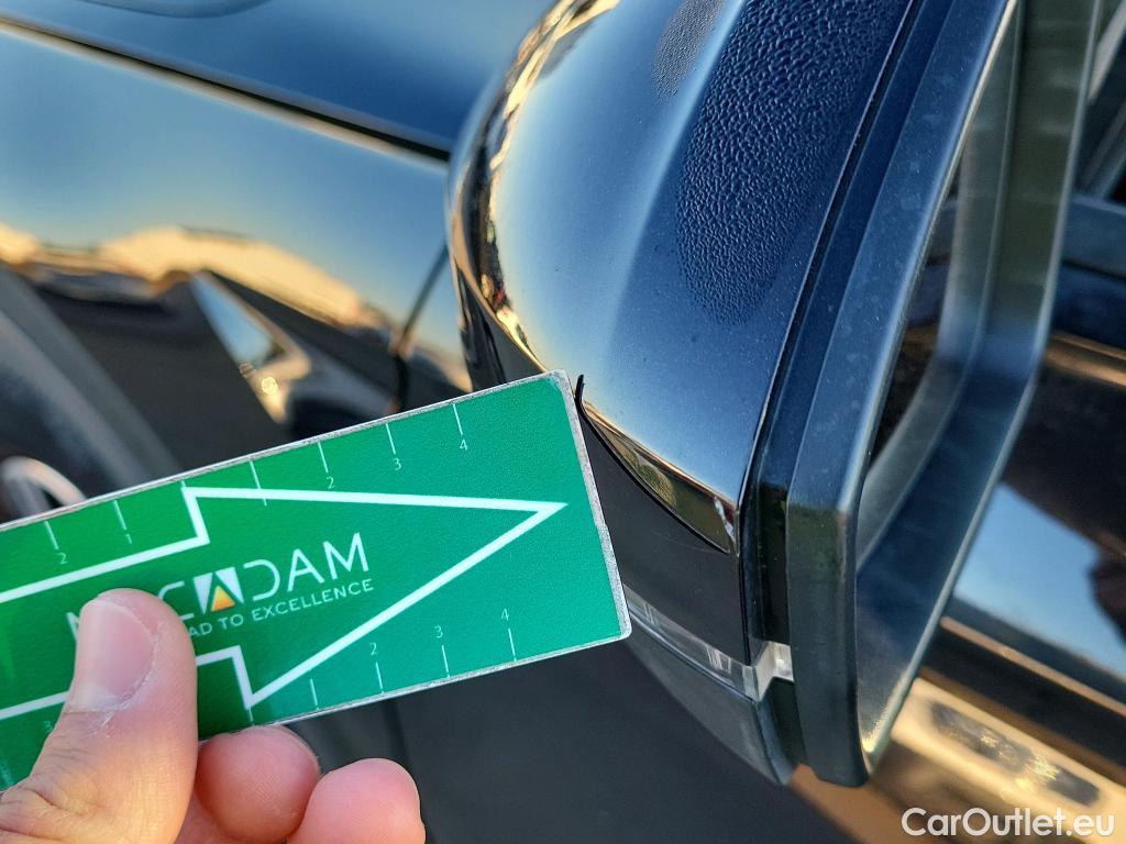  Volkswagen  Tiguan VOLKSWAGEN  / 2020 / 5P / todoterreno Life 2.0 TDI 110kW (150CV) DSG (AC2) #33