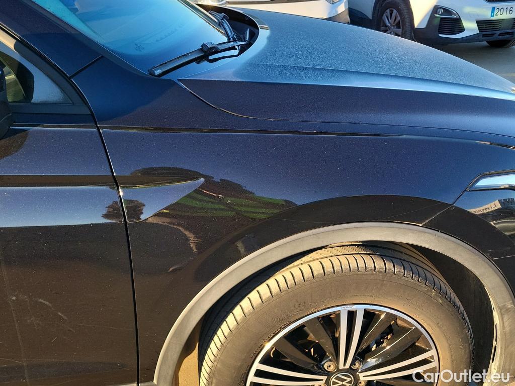  Volkswagen  Tiguan VOLKSWAGEN  / 2020 / 5P / todoterreno Life 2.0 TDI 110kW (150CV) DSG (AC2) #13