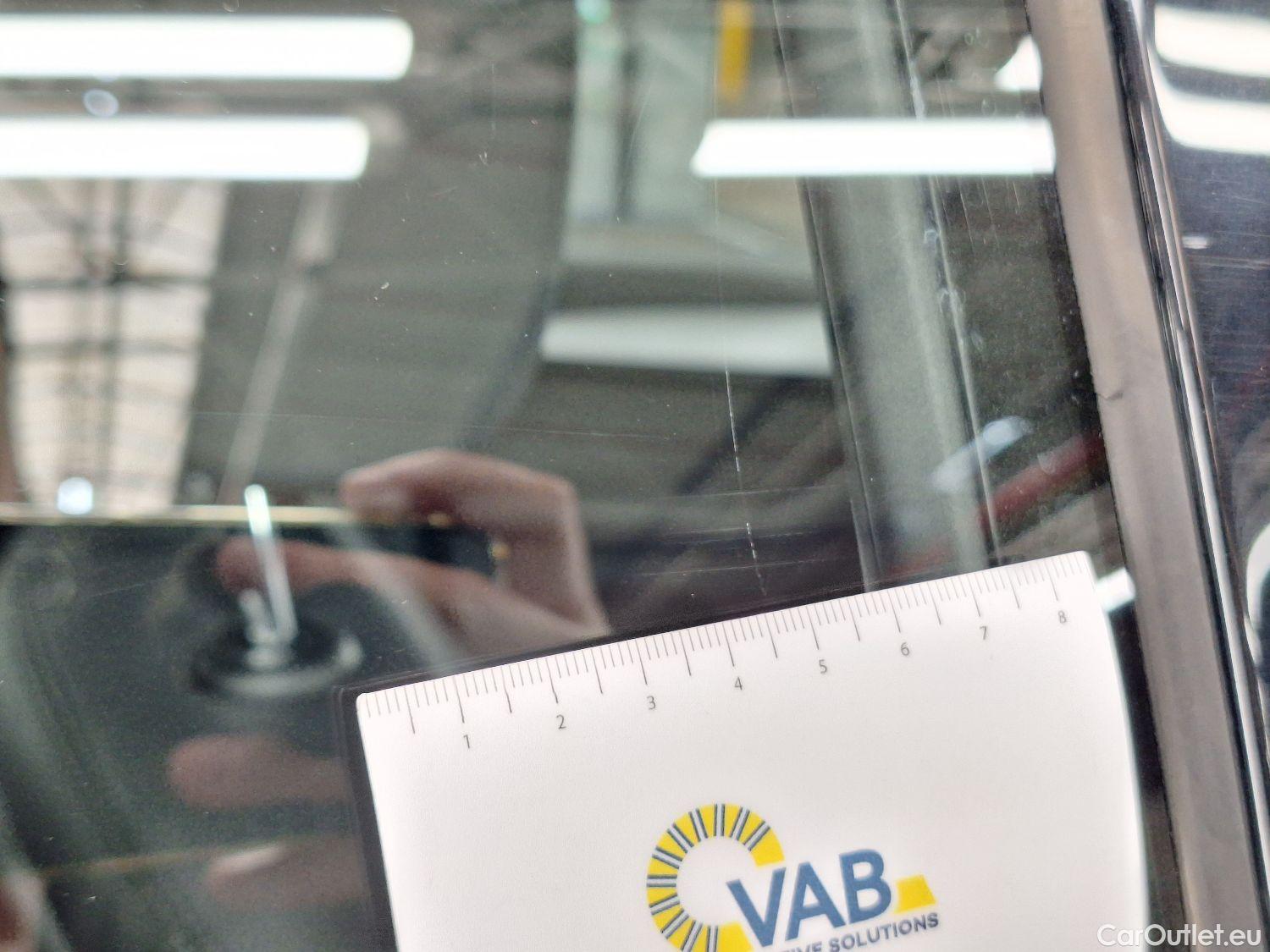  Bmw  X1 BMW,  FL'19, BMW  sDrive16dA (85 kW) 5d #31