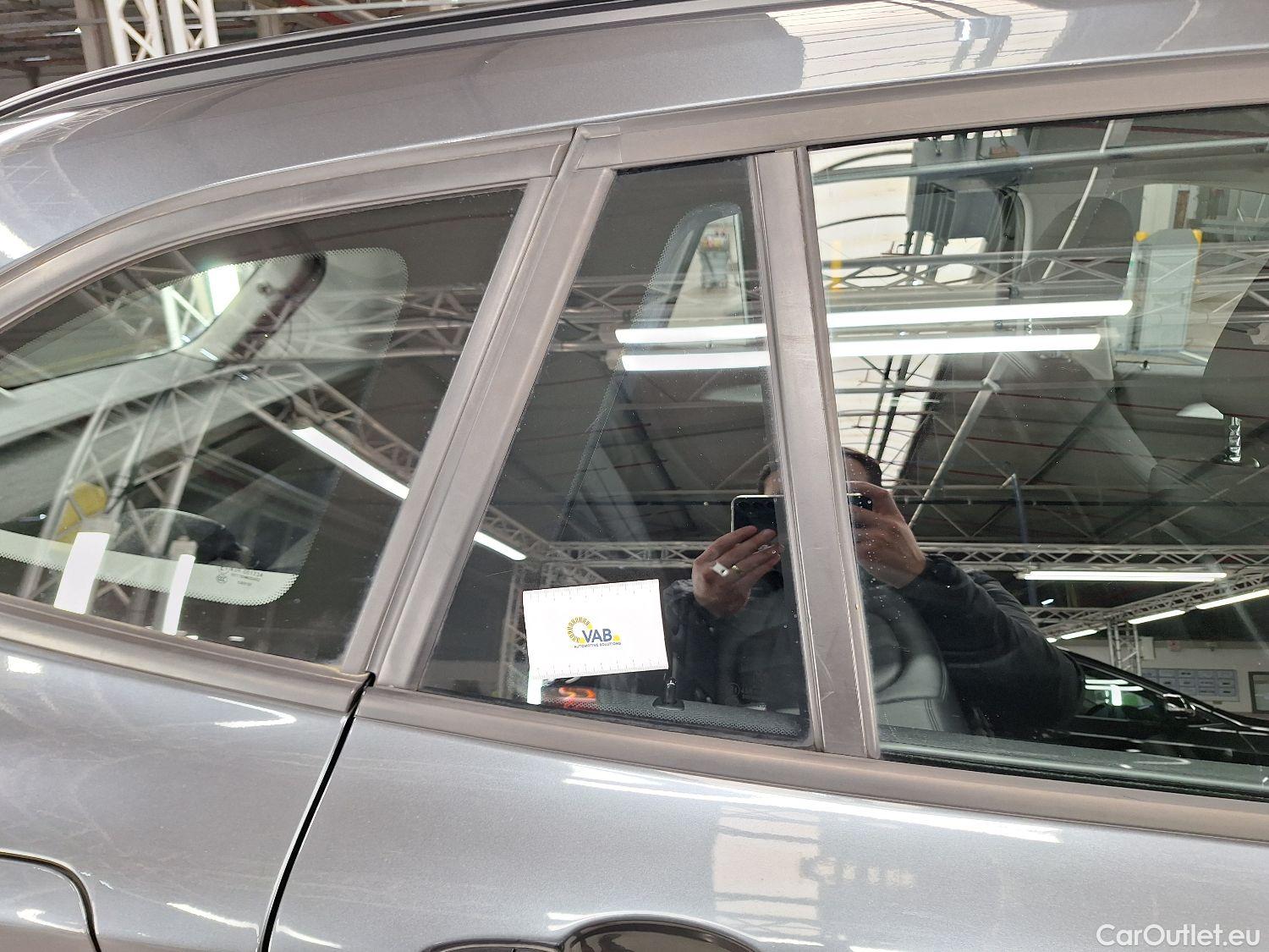  Bmw  X1 BMW,  FL'19, BMW  sDrive16dA (85 kW) 5d #32