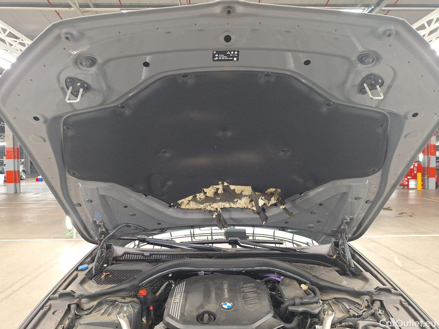  Bmw  Serie 5 BMW, 5-serie To FL'20, BMW 5 Reeks Touring 518d Aut. (110 kW) 5d #28