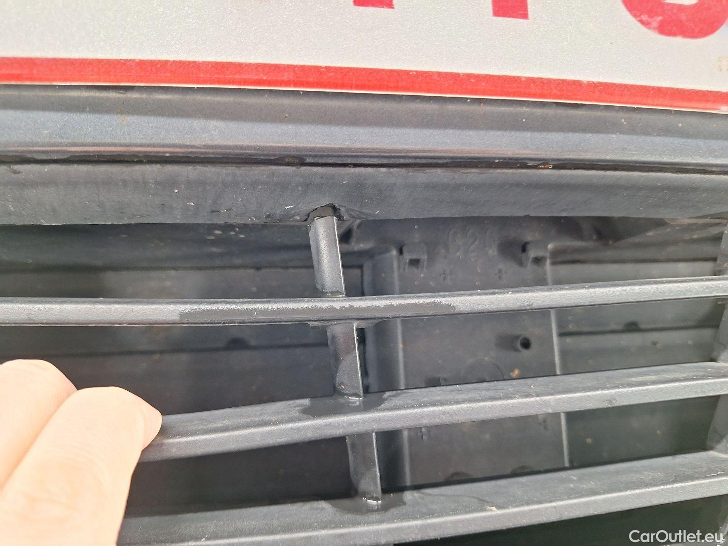  Bmw  Serie 3 BMW, 3-serie '18, BMW 3 Reeks Berline 318iA (115 kW) 4d #7