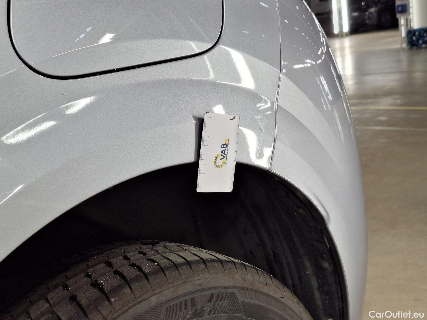  Peugeot  208 Peugeot,  '19, Peugeot  1.5 BlueHDi 100 MAN6 S&S Active pack 5 #19