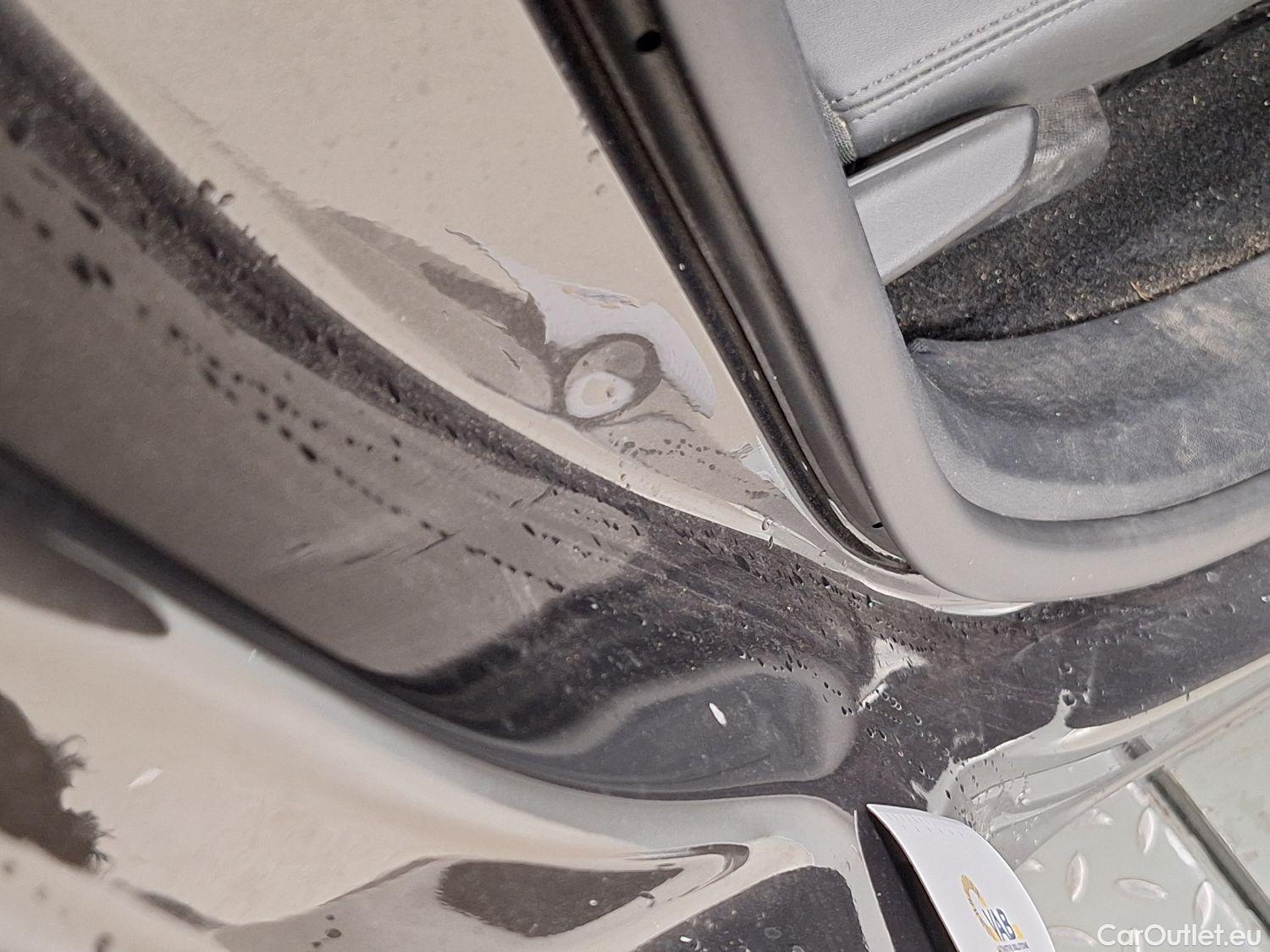  Peugeot  5008 Peugeot,  '16, Peugeot  1.5 BlueHDi 96kW S&S EAT8 GT Line 5d #26