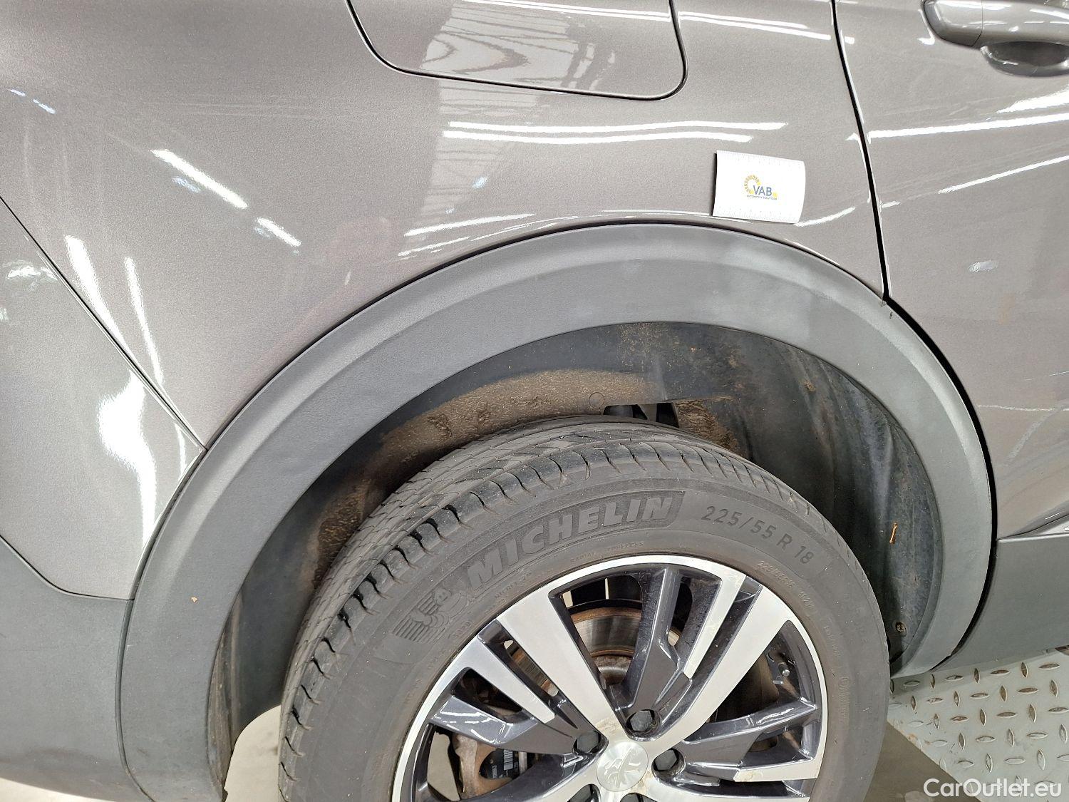  Peugeot  5008 Peugeot,  '16, Peugeot  1.5 BlueHDi 96kW S&S EAT8 GT Line 5d #17