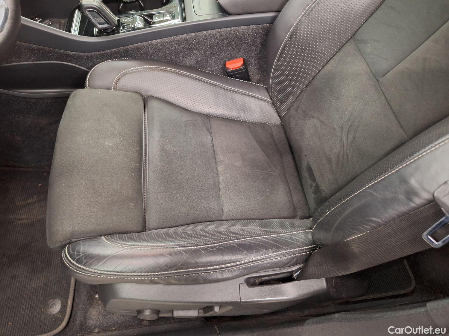  Volvo  XC 40 Volvo, XC40 '17, Volvo XC40 D4 AWD Geartronic R-Design 5d #27