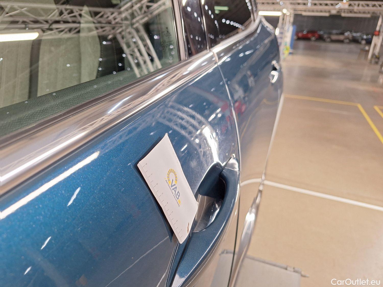  Peugeot  3008 Peugeot,  FL'20 PHEV, Peugeot  Hybrid 225 e-Auto8 GT Pack 5d #31