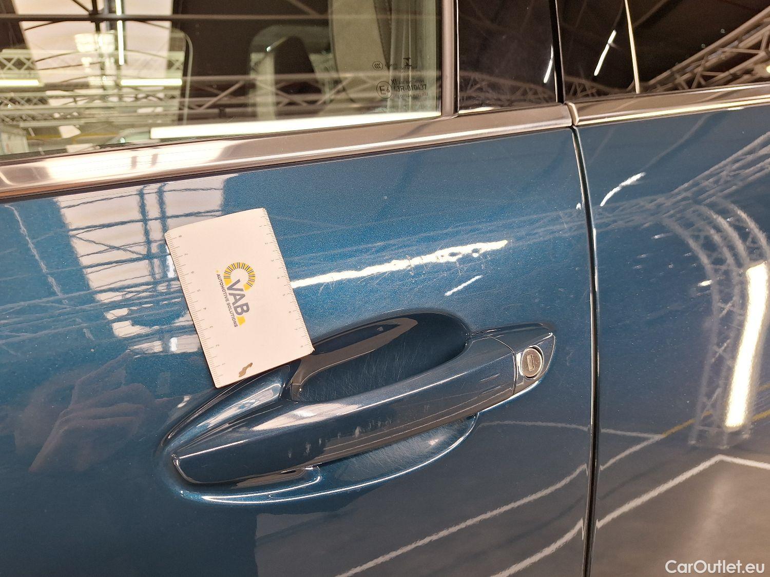  Peugeot  3008 Peugeot,  FL'20 PHEV, Peugeot  Hybrid 225 e-Auto8 GT Pack 5d #32