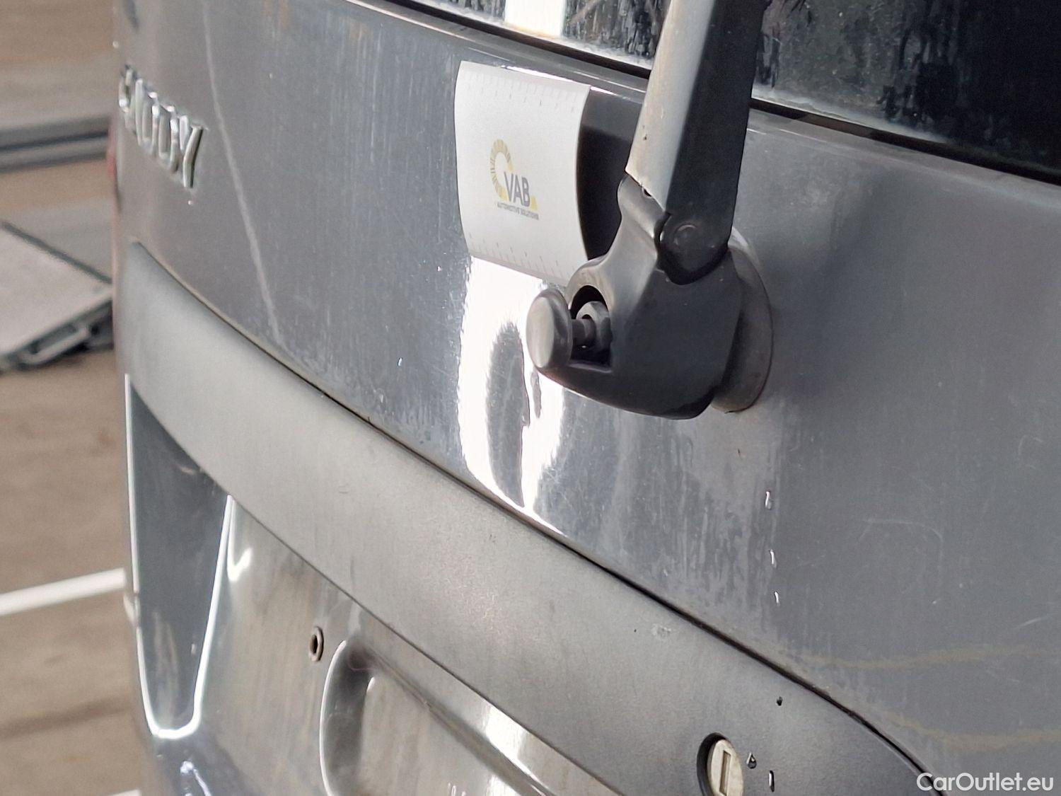  Volkswagen  Caddy VW, _ '15, Volkswagen  CRTDi 2.0 75kW SCR BMT Van 4d #22