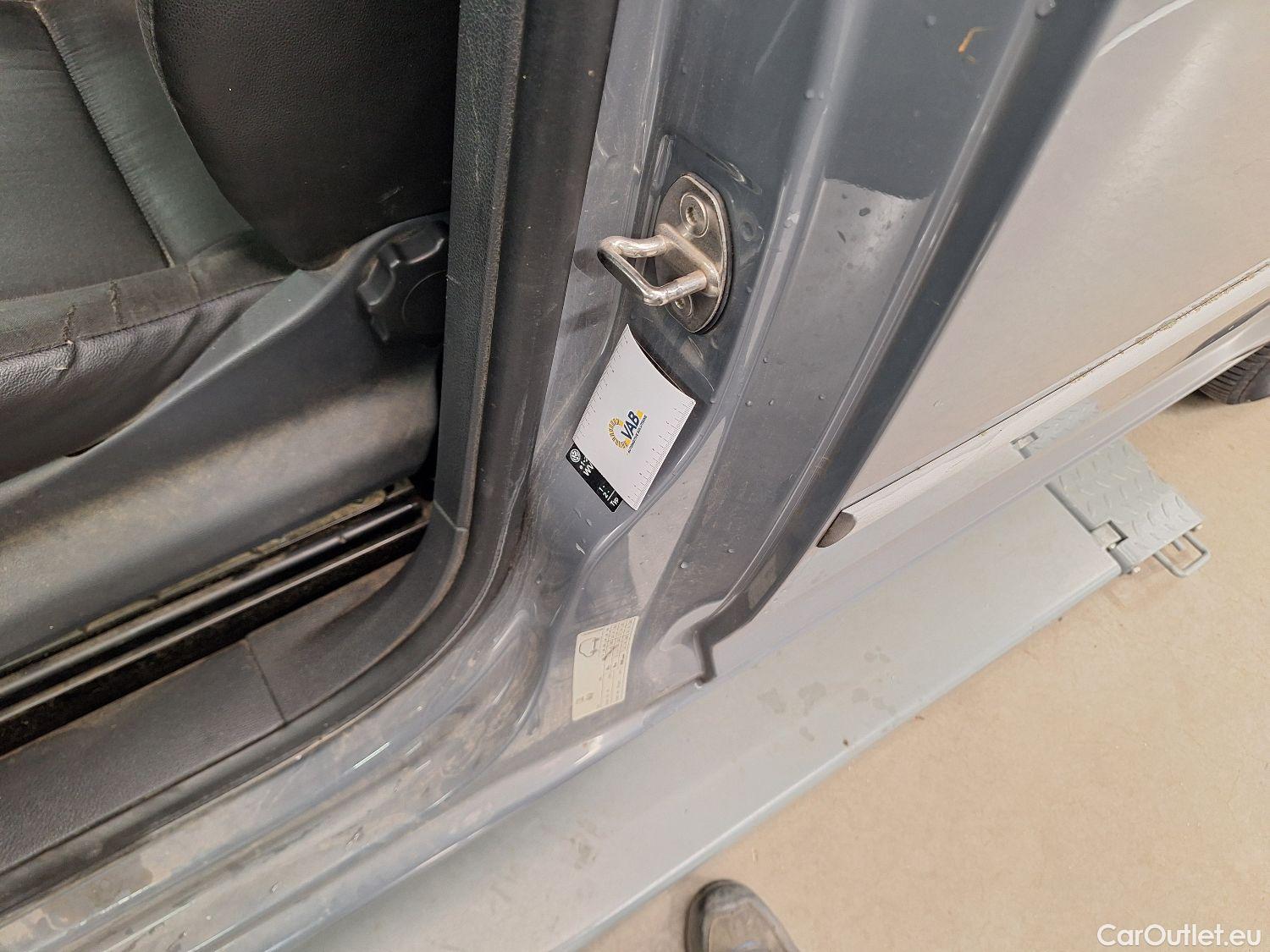  Volkswagen  Caddy VW, _ '15, Volkswagen  CRTDi 2.0 75kW SCR BMT Van 4d #28