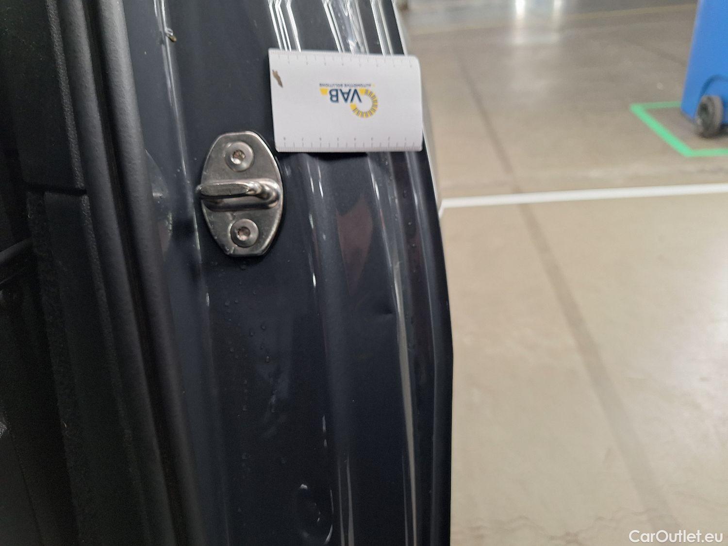  Volkswagen  Touran VW,  '15, Volkswagen  1.5 TSi Highline DSG 5d 7pl #6