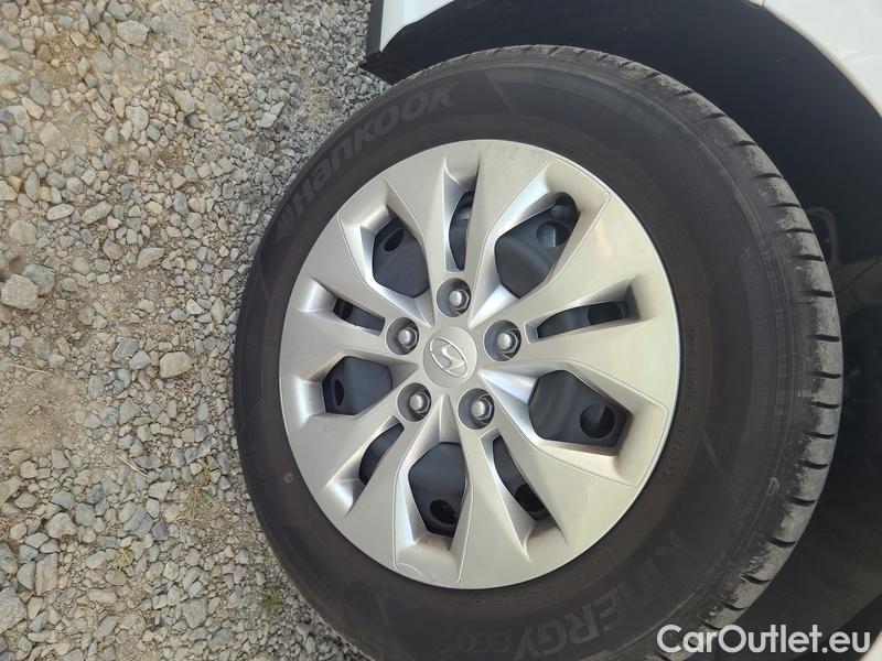  Hyundai  i30  (PD)(01.2017  ->)  1.5i Start Plus kombi 5d #3