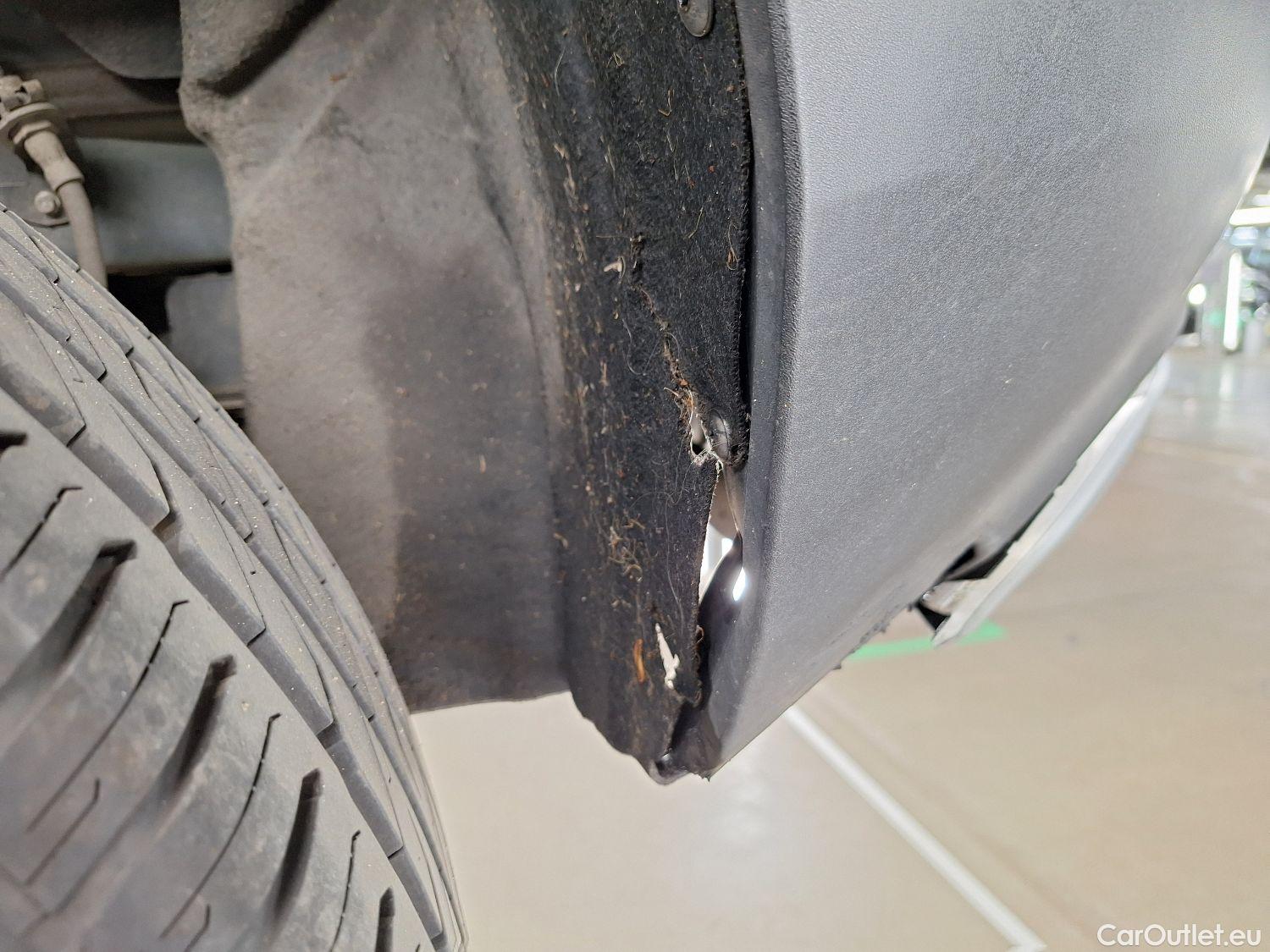  Volvo  XC 40 Volvo, XC40 '17, Volvo XC40 T3 Geartronic Momentum Pro 5d #15