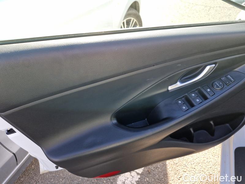  Hyundai  i30   cw (PD)(2017->)  kom.1.6CRDi 115 Smart #8