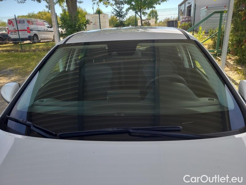  Hyundai  i30  (PD)(01.2017  ->)  1.5i Start Plus kombi 5d #1