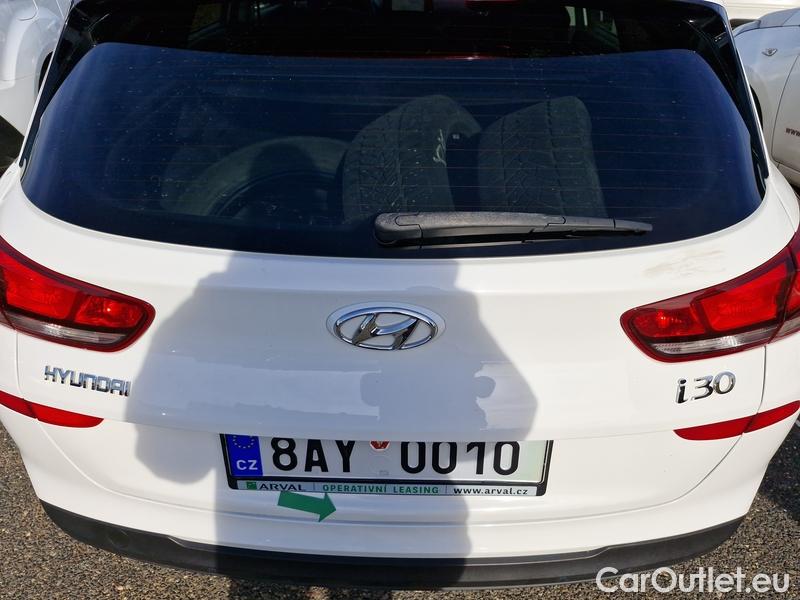  Hyundai  i30   cw (PD)(2017->)  kom.1.6CRDi 115 Smart #15