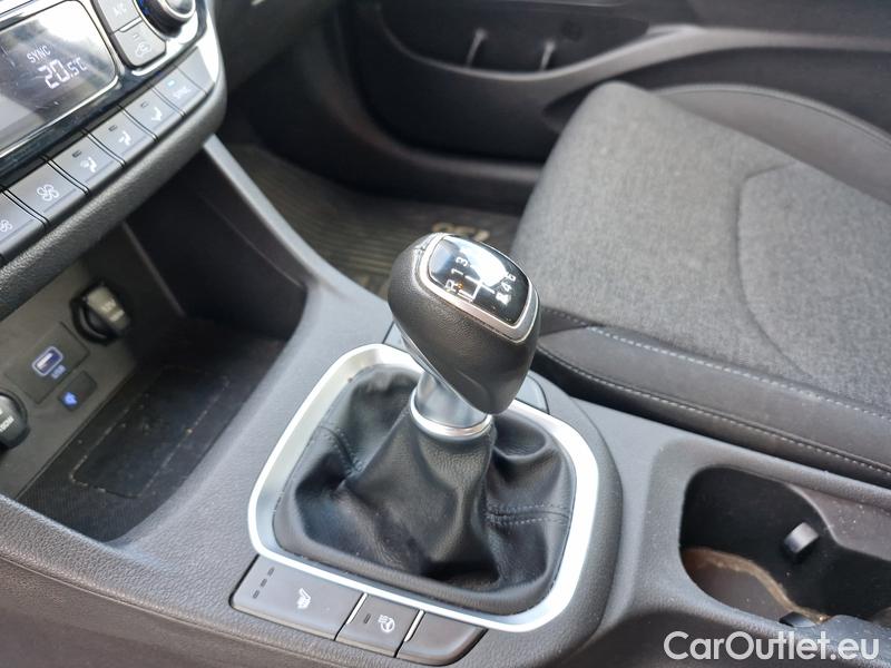  Hyundai  i30   cw (PD)(2017->)  kom.1.6CRDi 115 Smart #12