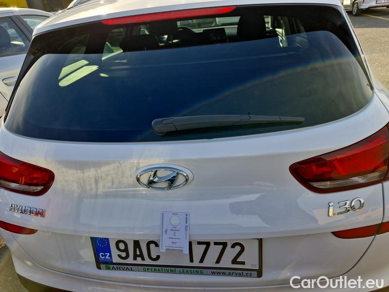  Hyundai  i30   cw (PD)(2017->)  kom.1.6CRDi 115 Smart #15