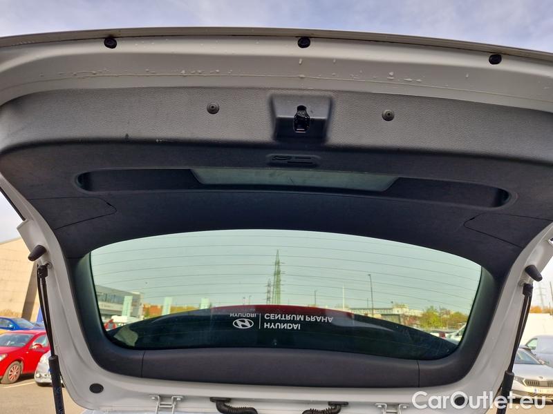  Hyundai  i30   cw (PD)(2017->)  kom.1.6CRDi 115 Smart #18