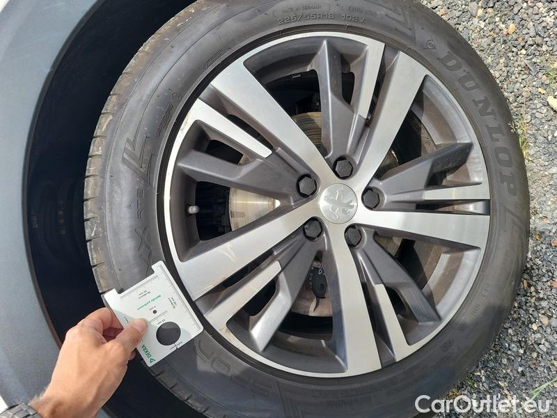  Peugeot  3008  (2016)  1.5BHDi 130 ALLUR PACK AT #4