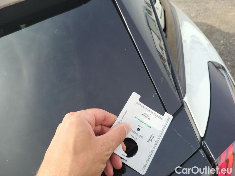  Peugeot  3008  (2016)  1.5BHDi 130 ALLUR PACK AT #8