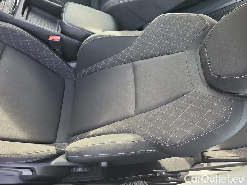  Skoda  Karoq  (NU)(2017->)  1.6TDI 85 Ambition #16