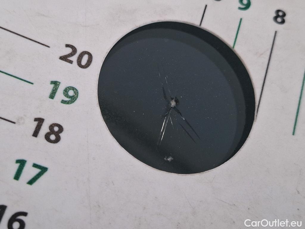  Bmw  Serie 1 BMW Série 1 / 2019 / 5P / Berline 116i DKG7 Business Design #24