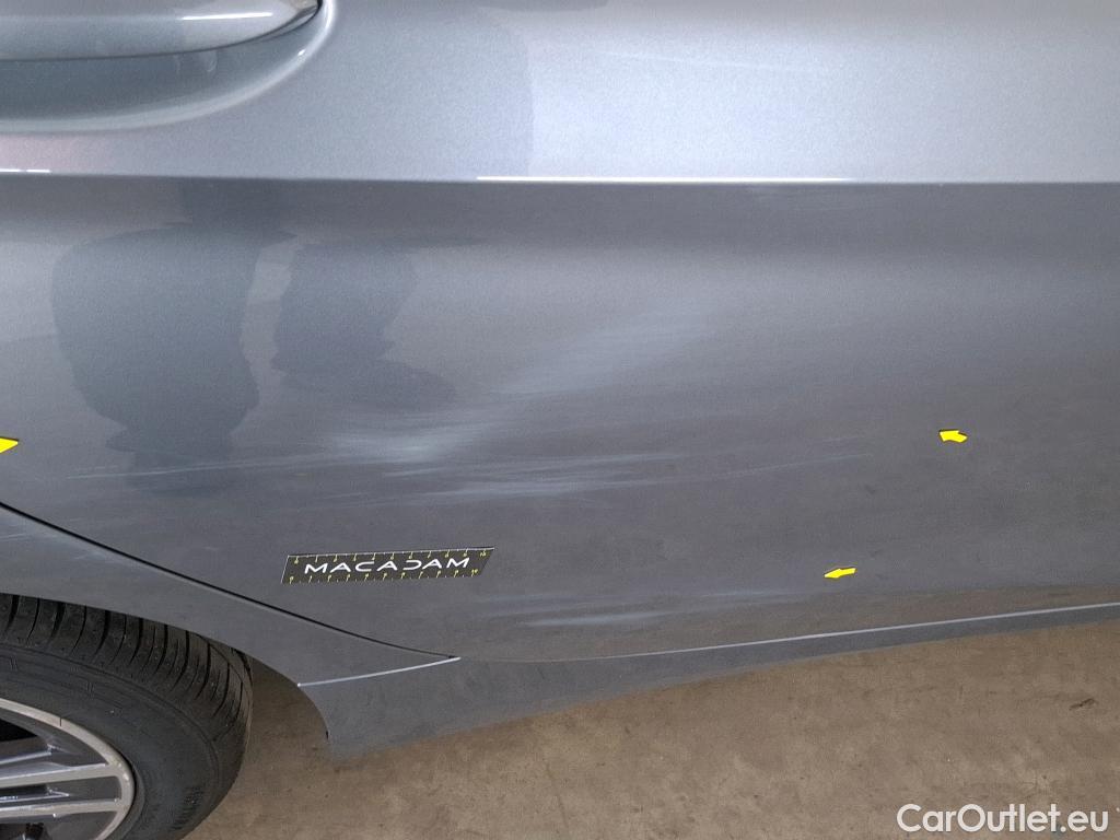  Bmw  Serie 1 BMW Série 1 / 2019 / 5P / Berline 116i DKG7 Business Design #40