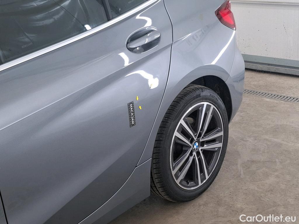  Bmw  Serie 1 BMW Série 1 / 2019 / 5P / Berline 116i DKG7 Business Design #84