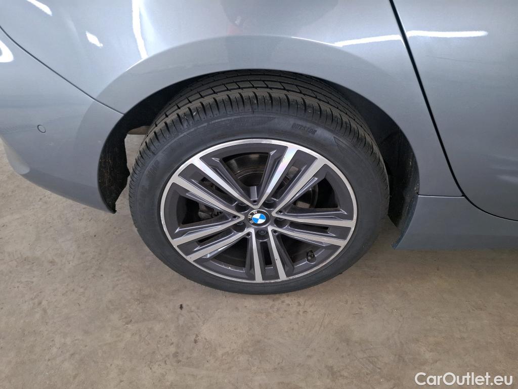  Bmw  Serie 1 BMW Série 1 / 2019 / 5P / Berline 116i DKG7 Business Design #62