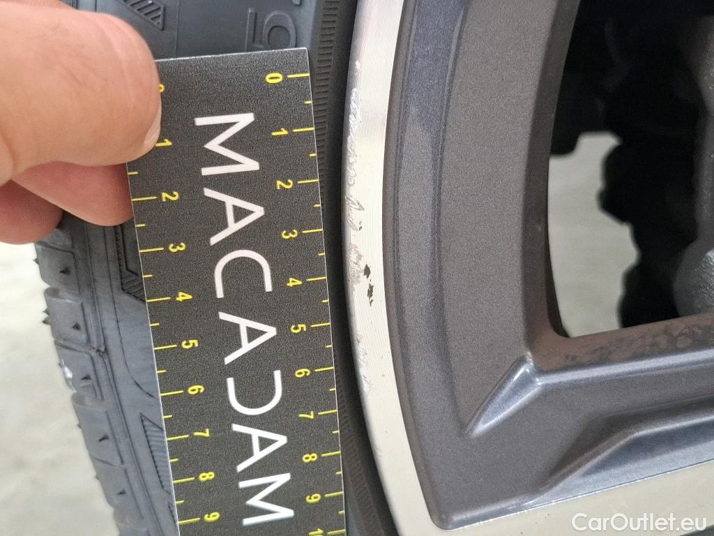  Bmw  Serie 1 BMW Série 1 / 2019 / 5P / Berline 116i DKG7 Business Design #64