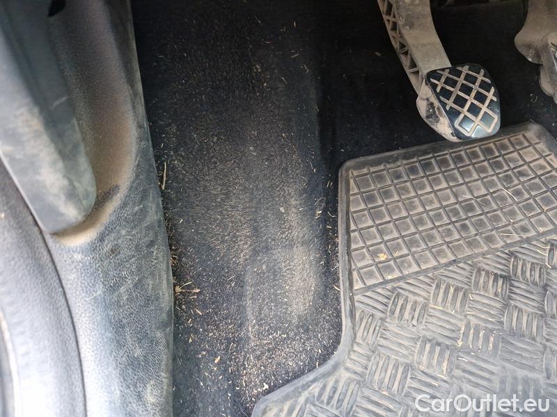  Skoda  Fabia  Combi (2015) Com.1.0TSI 70 Active 5d #9