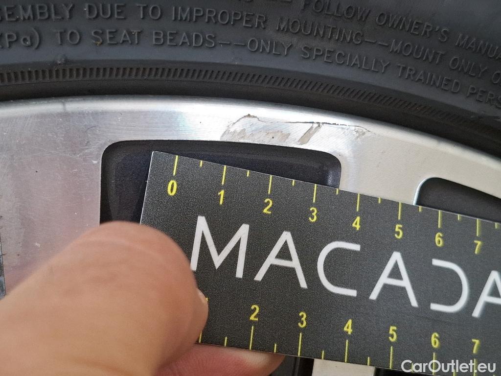  Bmw  Serie 1 BMW Série 1 / 2019 / 5P / Berline 116i DKG7 Business Design #68