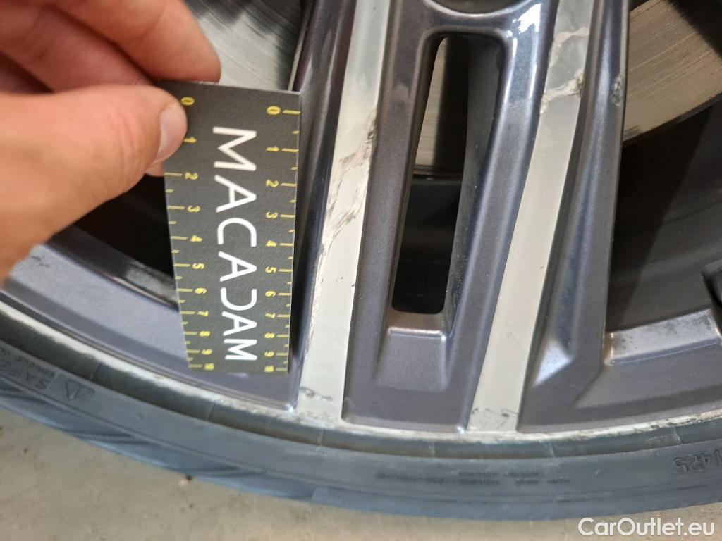  Bmw  Serie 1 BMW Série 1 / 2019 / 5P / Berline 116i DKG7 Business Design #59