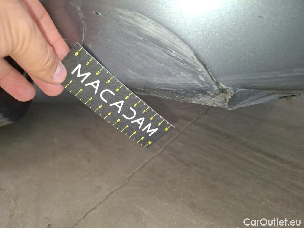  Bmw  Serie 1 BMW Série 1 / 2019 / 5P / Berline 116i DKG7 Business Design #8