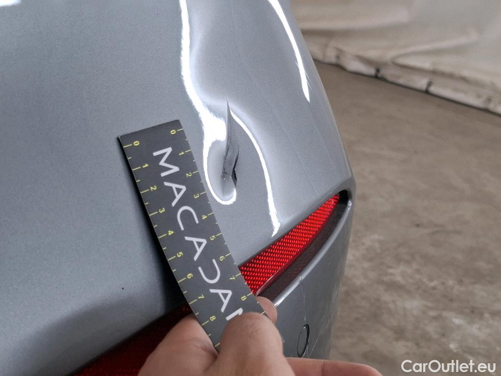  Bmw  Serie 1 BMW Série 1 / 2019 / 5P / Berline 116i DKG7 Business Design #19