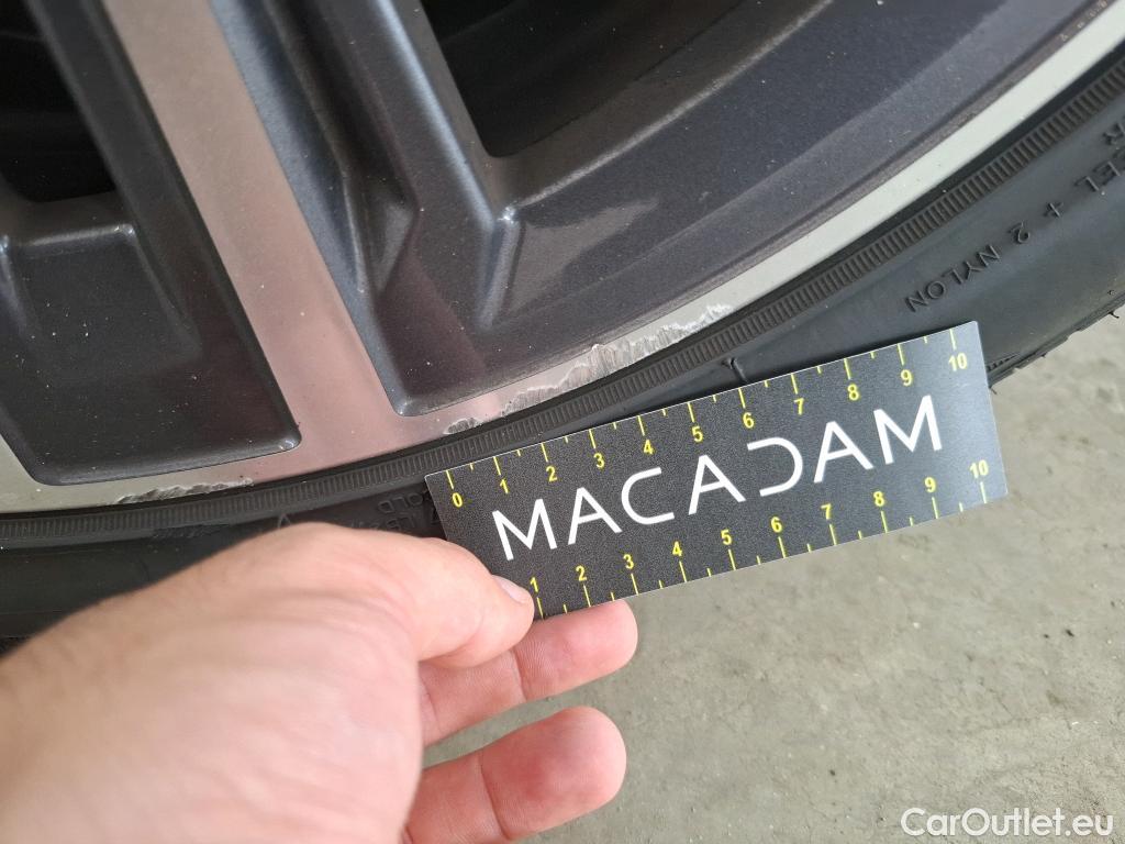  Bmw  Serie 1 BMW Série 1 / 2019 / 5P / Berline 116i DKG7 Business Design #49